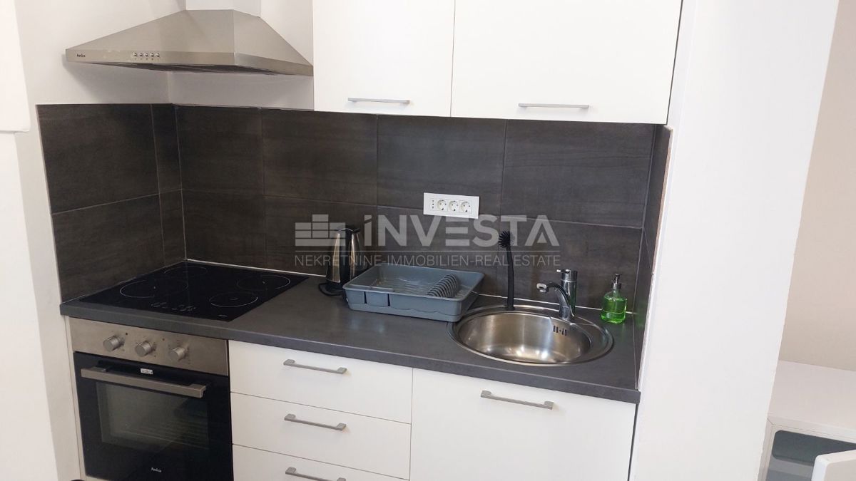 Dvonadstropno stanovanje v Červar Portu