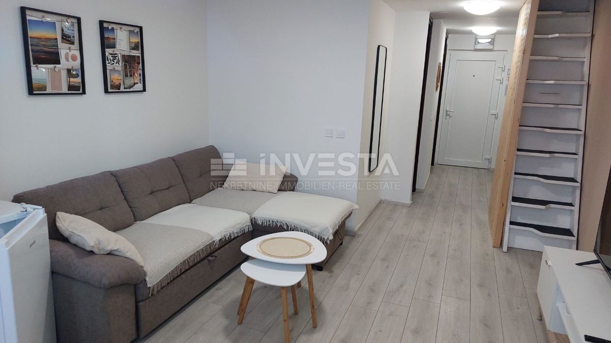 Dvonadstropno stanovanje v Červar Portu