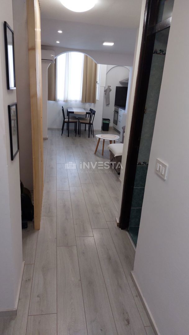 Dvonadstropno stanovanje v Červar Portu