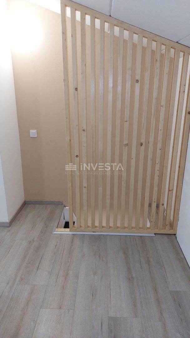 Dvonadstropno stanovanje v Červar Portu