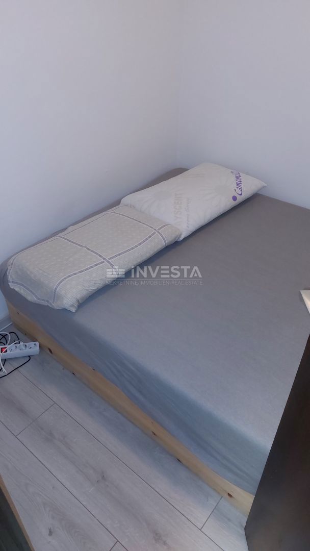 Dvonadstropno stanovanje v Červar Portu