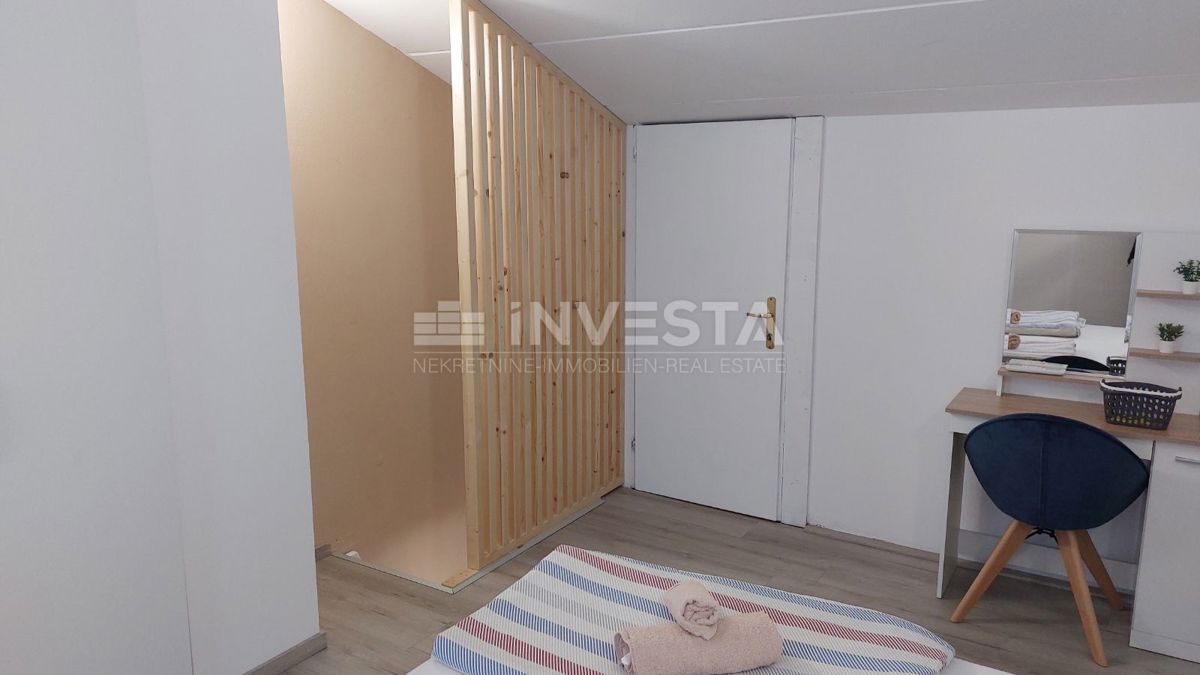 Dvonadstropno stanovanje v Červar Portu