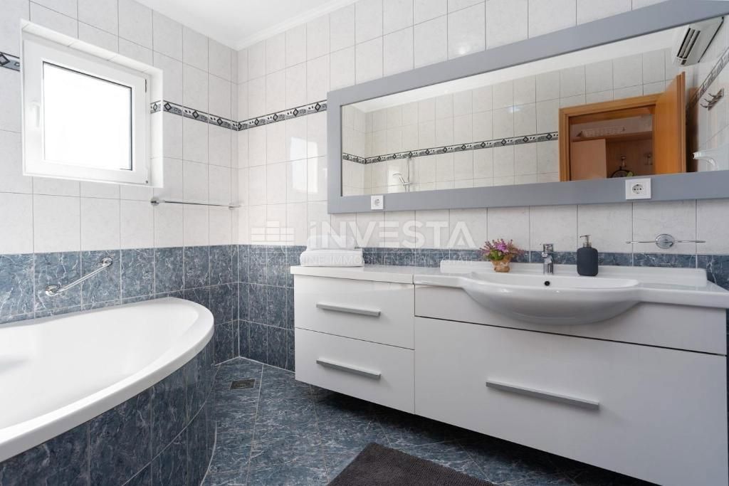 Hiša Poreč, 175,15m2