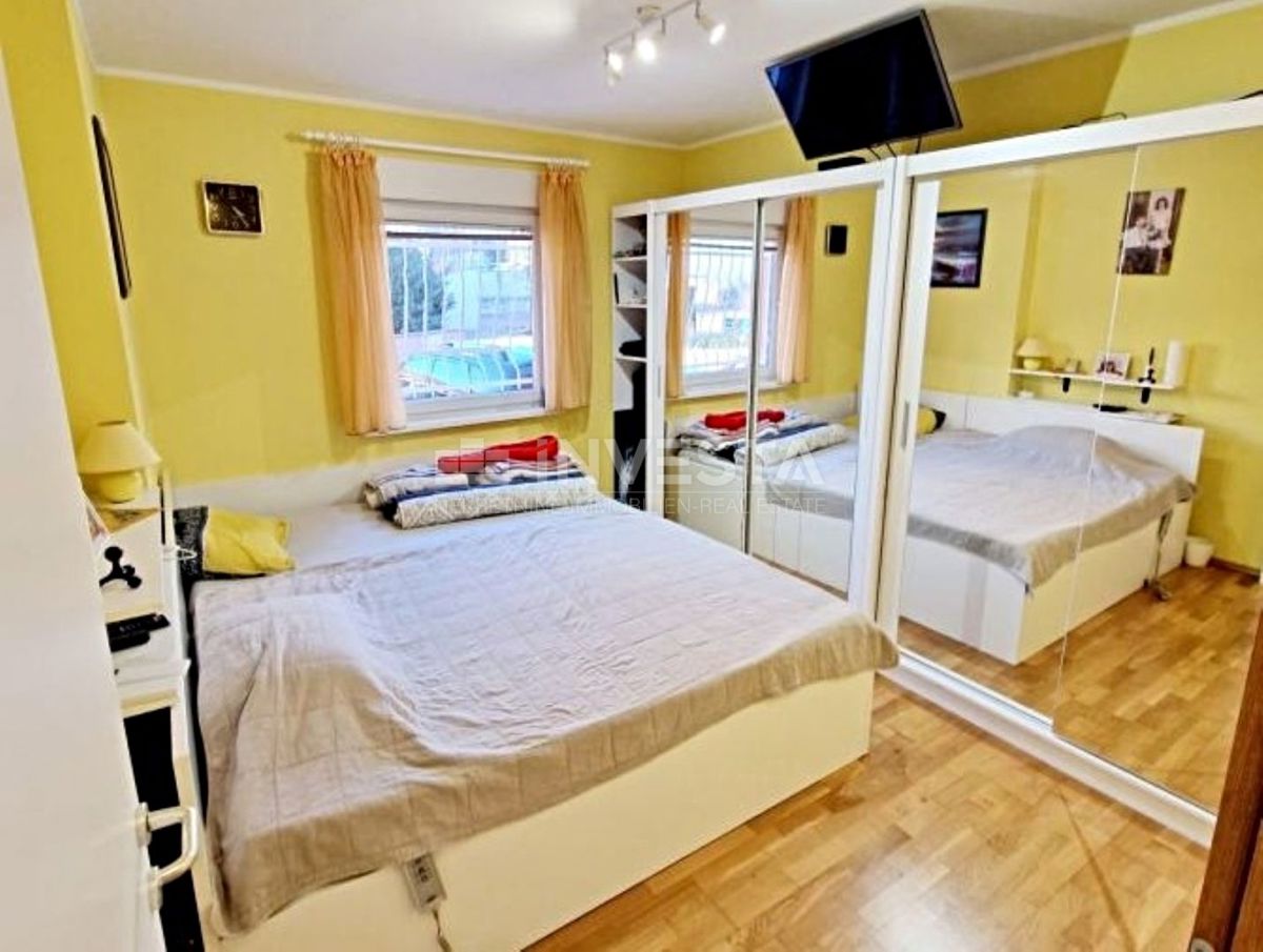 Hrvaška, Istra, Pula, Monte Magno, opremljen stan 68m2 s parkirnim mestom