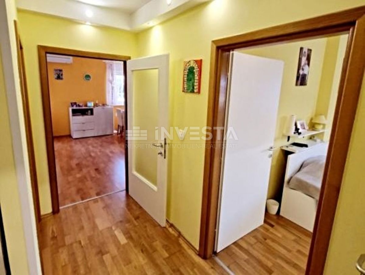 Hrvaška, Istra, Pula, Monte Magno, opremljen stan 68m2 s parkirnim mestom