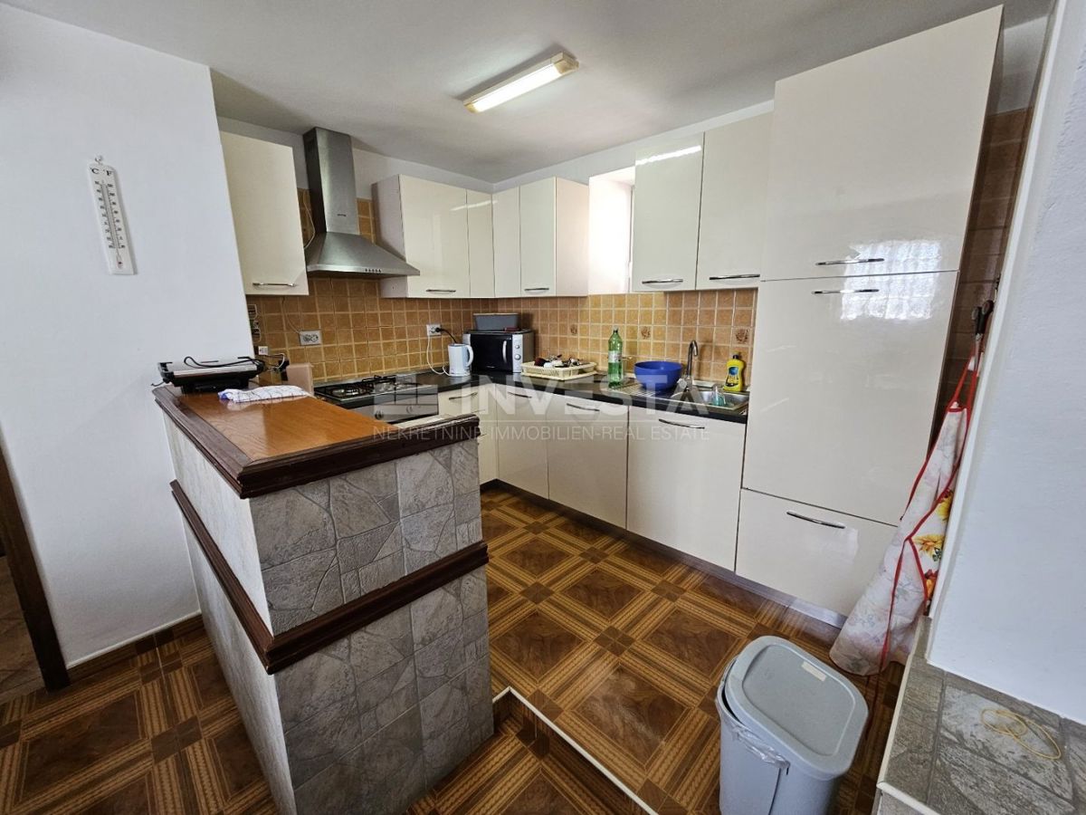 Vodnjan, prenovljena družinska hiša s 3 spalnicami