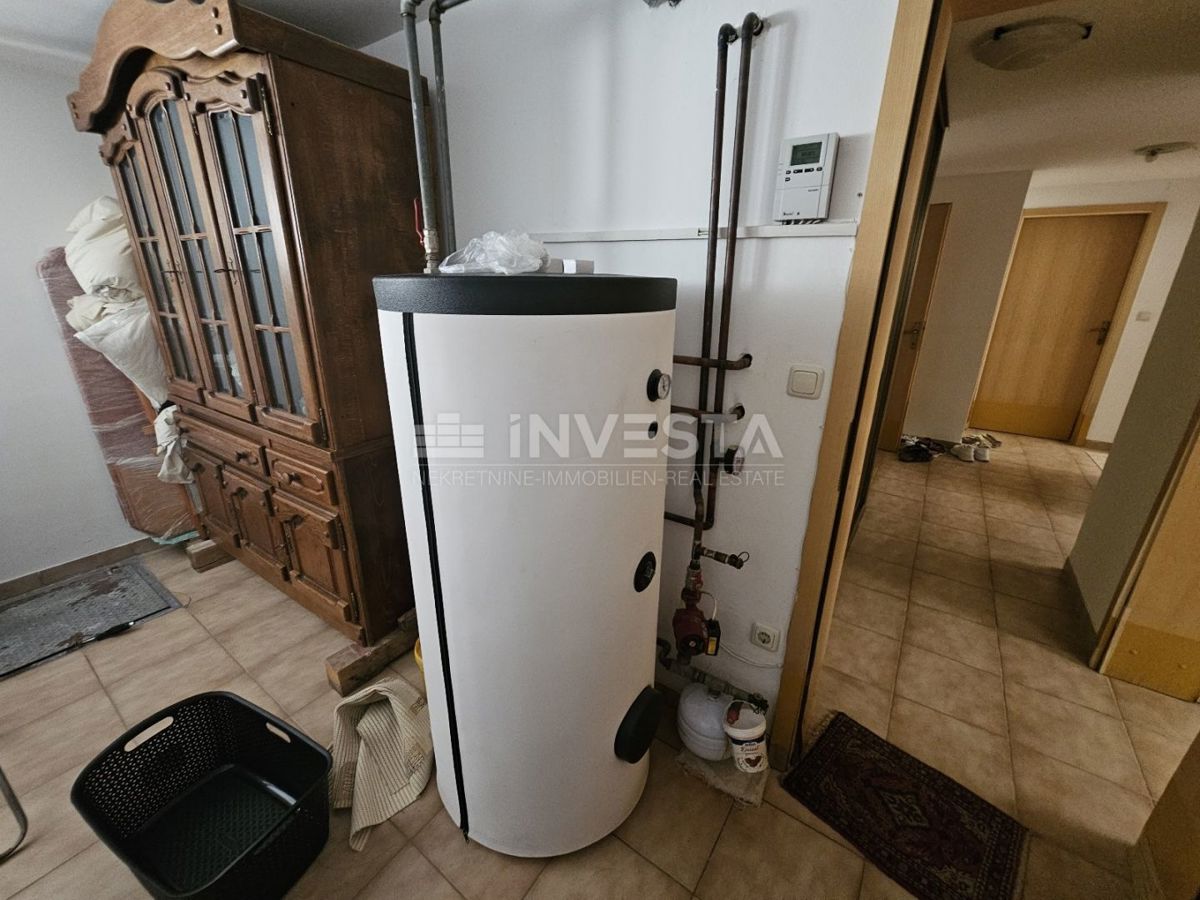 Hrvaška, Istra, Medulin center, kakovostna apartmajska hiša 510 m², blizu morja