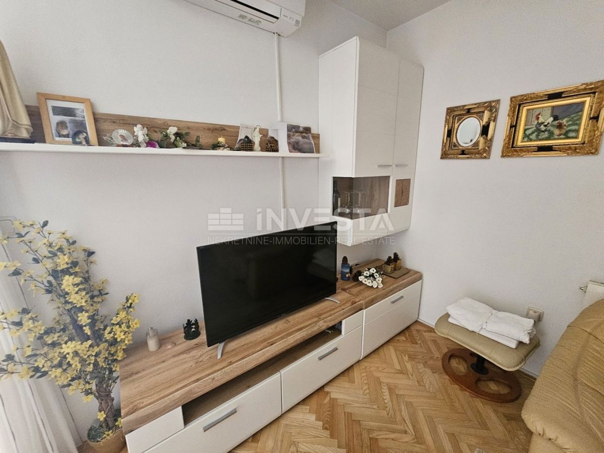 Hrvaška, Istra, Medulin center, kakovostna apartmajska hiša 510 m², blizu morja