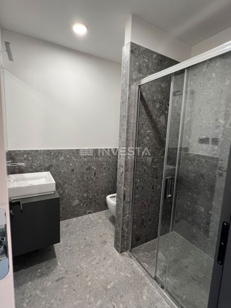 Center Pule, SMART HOME stanovanje 96m², parkirišče