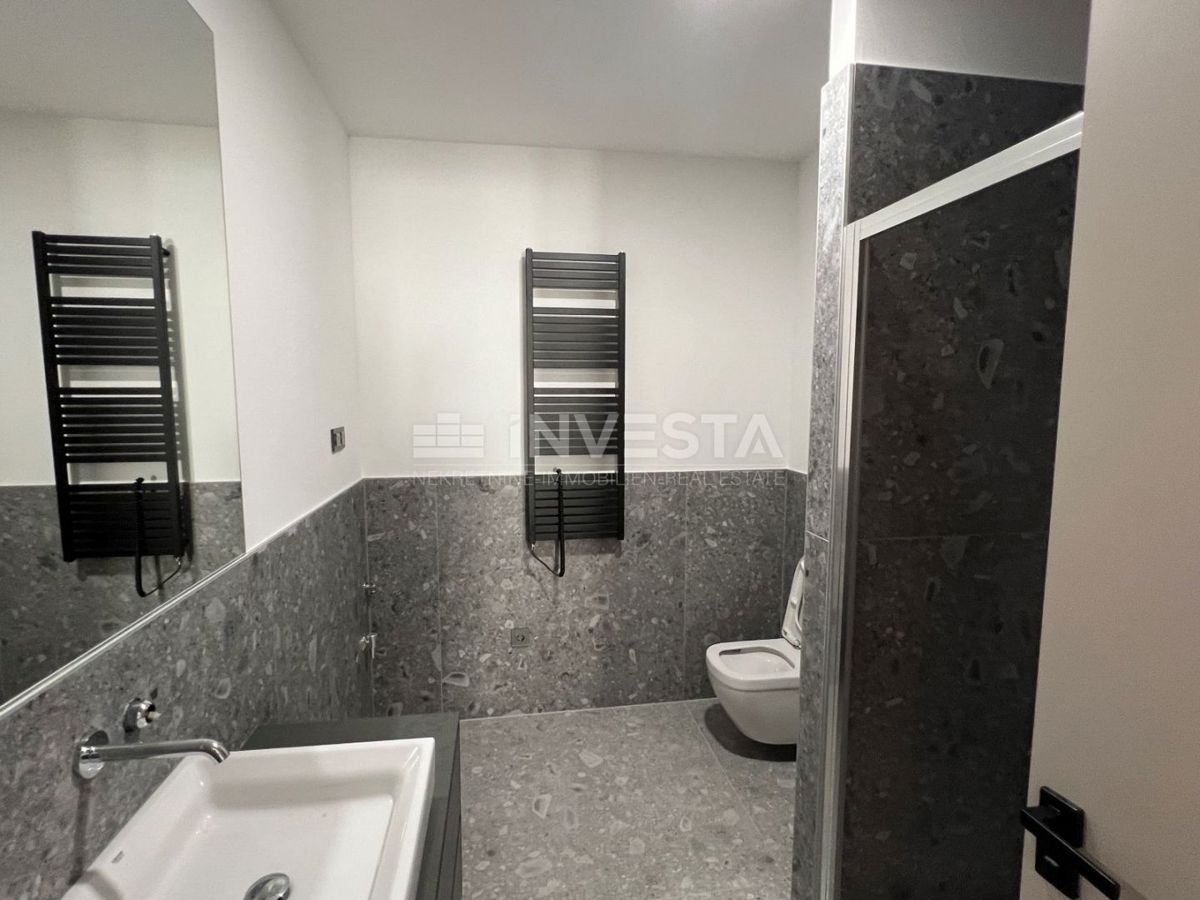 Center Pule, SMART HOME stanovanje 96m², parkirišče