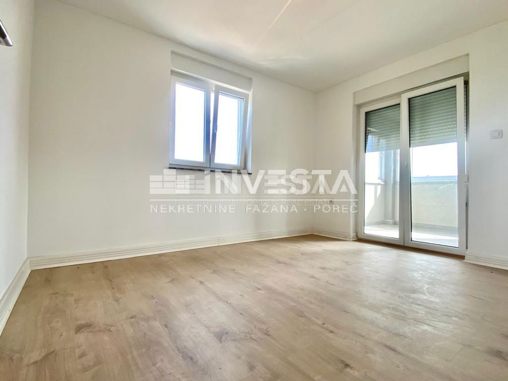 Fažana, Valbandon, stanovanje v drugem nadstropju stavbe, 70 m2