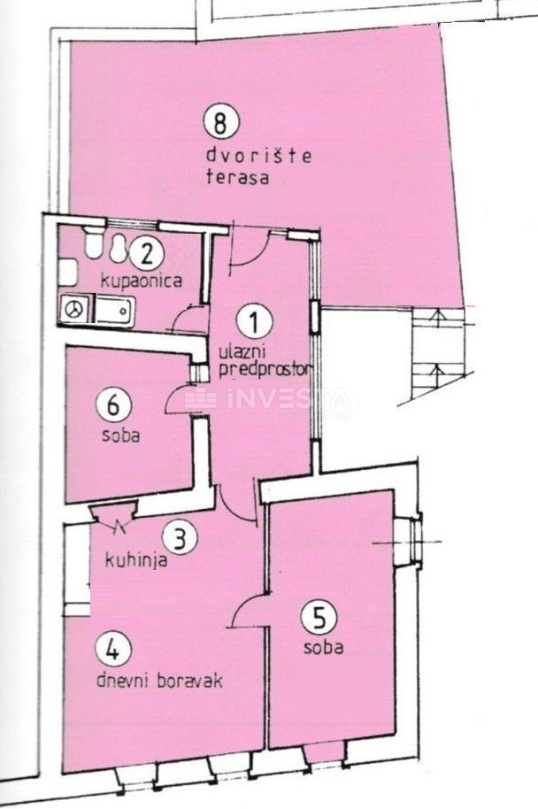 Hrvaška, Istra, Pulj, Čudovito Opremljeno Stanovanje 88 m² z Veliko Teraso Blizu Rimskega Amfiteatra in Morja