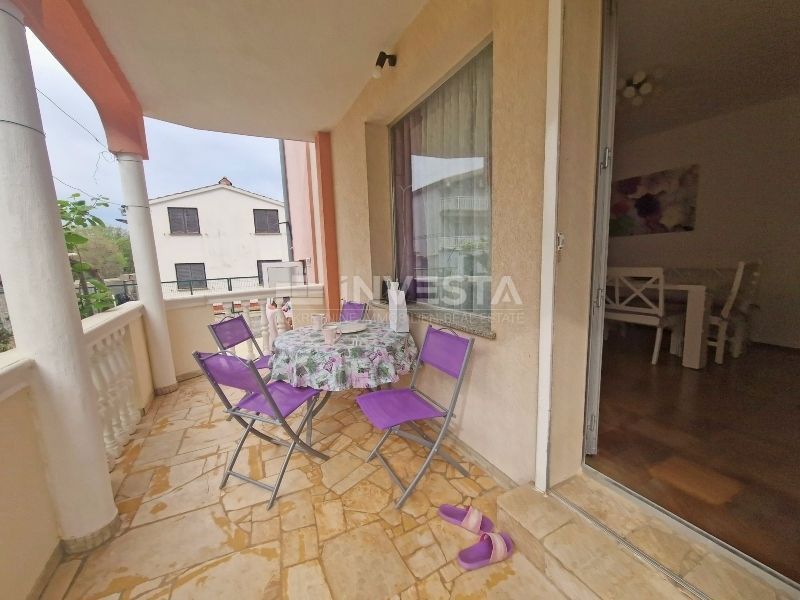 Okolica Fažane, apartmajska hiša s 4 stanovanjskimi enotami, blizu morja