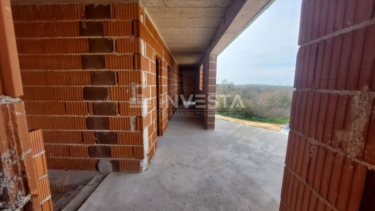 Okolica Vrsarja, urbana vila z bazenom, 4 spalnice, novogradnja