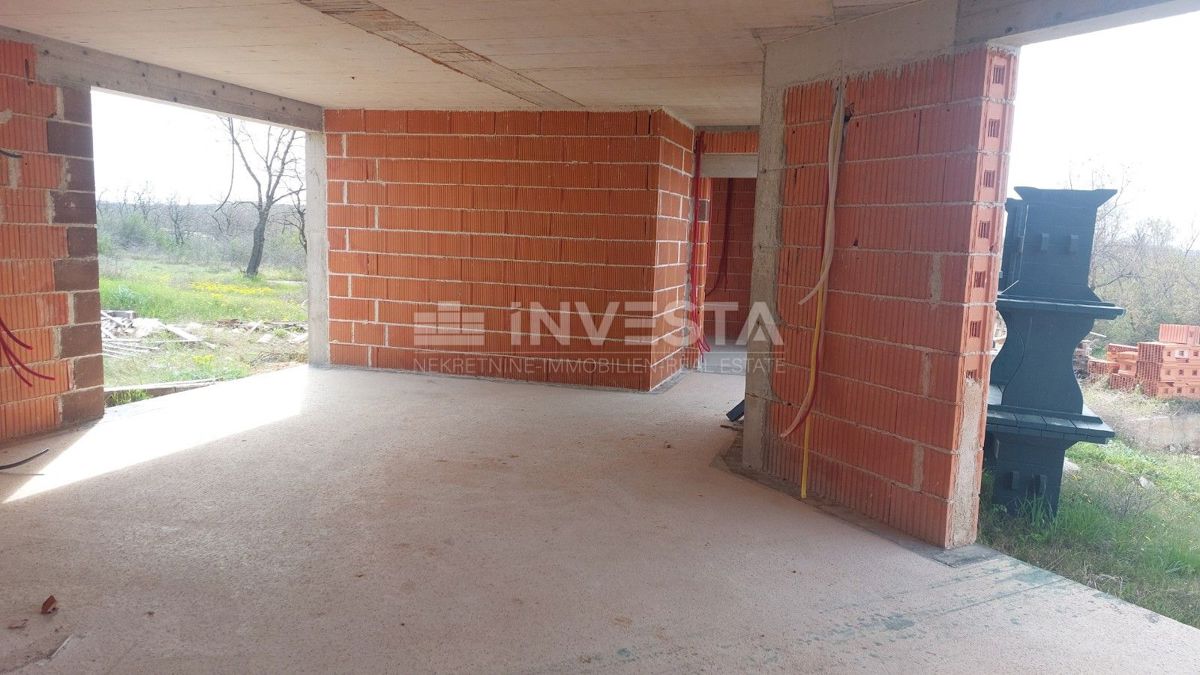Okolica Vrsarja, urbana vila z bazenom, 4 spalnice, novogradnja
