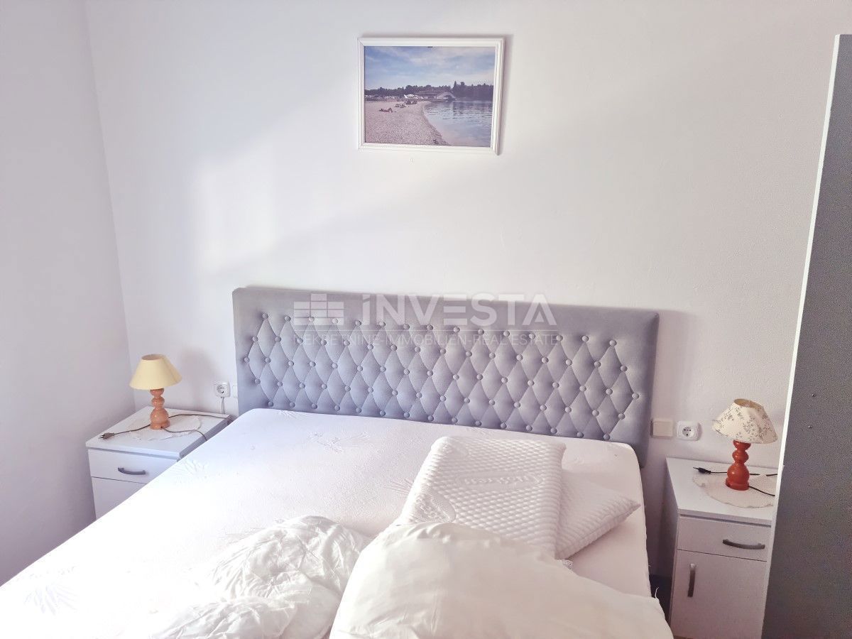 Fažana, Valbandon, apartmajska hiša s 6 apartmaji, 600 m od morja