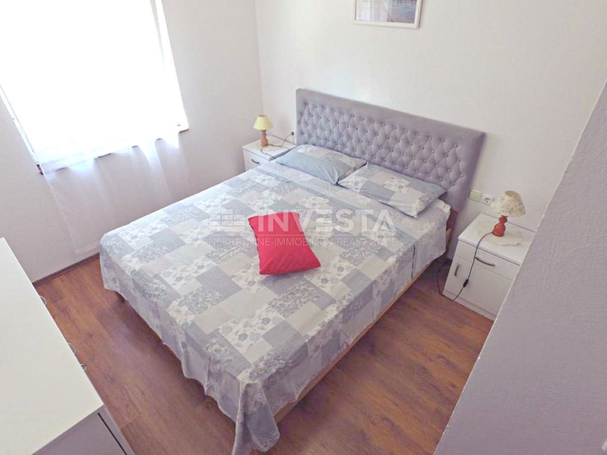 Fažana, Valbandon, apartmajska hiša s 6 apartmaji, 600 m od morja