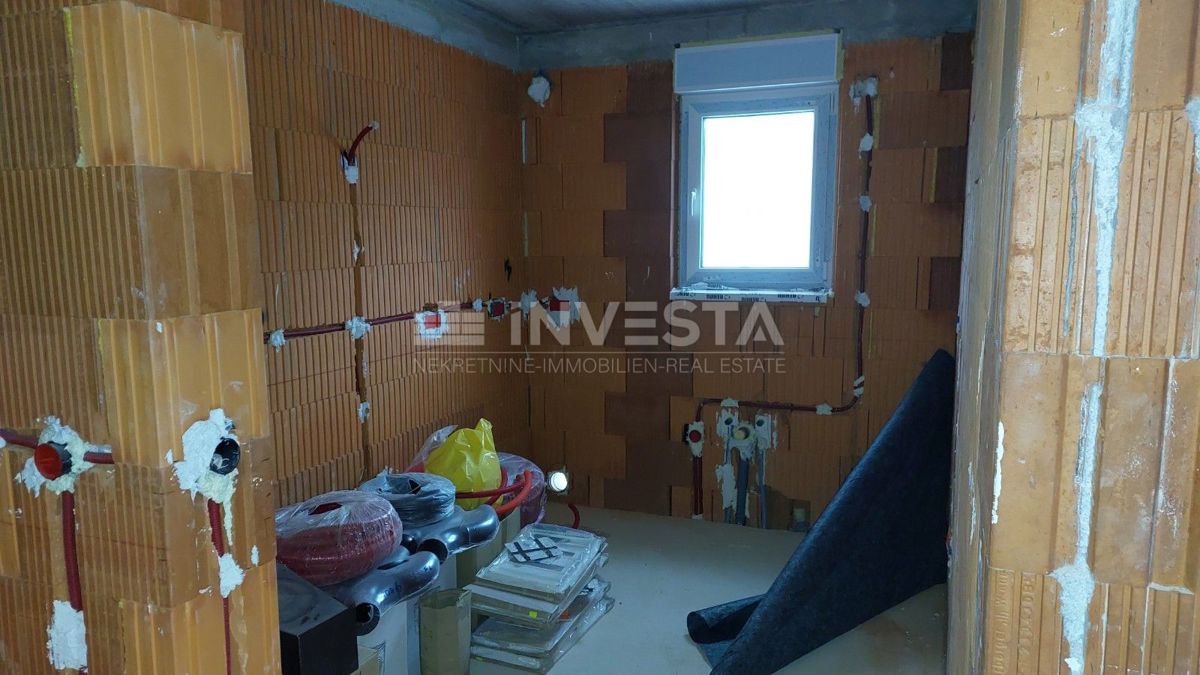 Območje Poreča, dvosobno stanovanje, pogled na morje