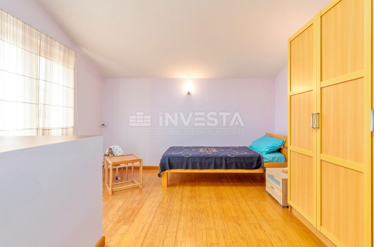 Luksuzna družinska hiša s pisarniškimi prostori - center Pulja