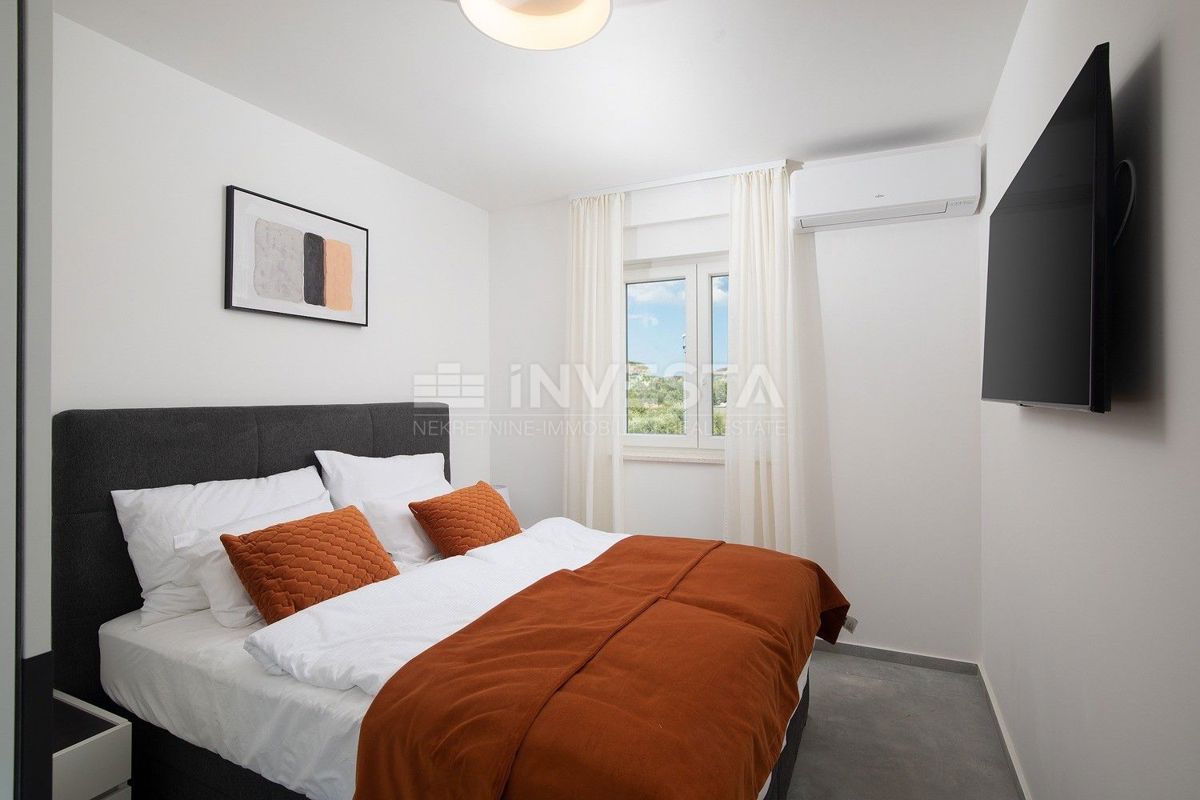 Fažana, Prostoren Penthouse z Razgledom na Morje