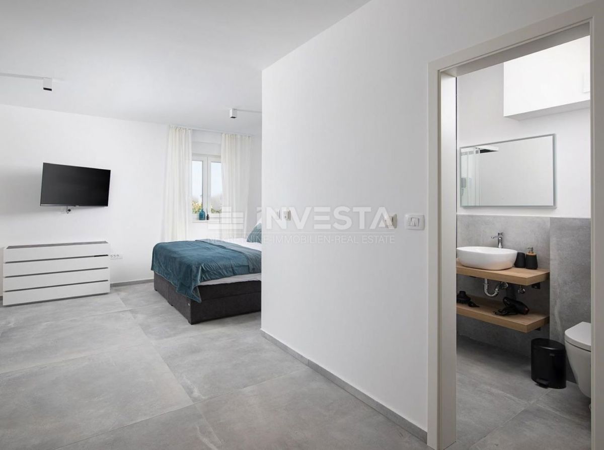 Fažana, Prostoren Penthouse z Razgledom na Morje