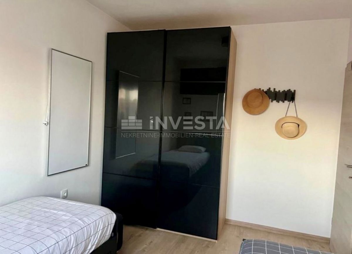 Medulin, Luksuzno Stanovanje 62m2 v 2. Nadstropju Nove Gradnje, Parkiranje