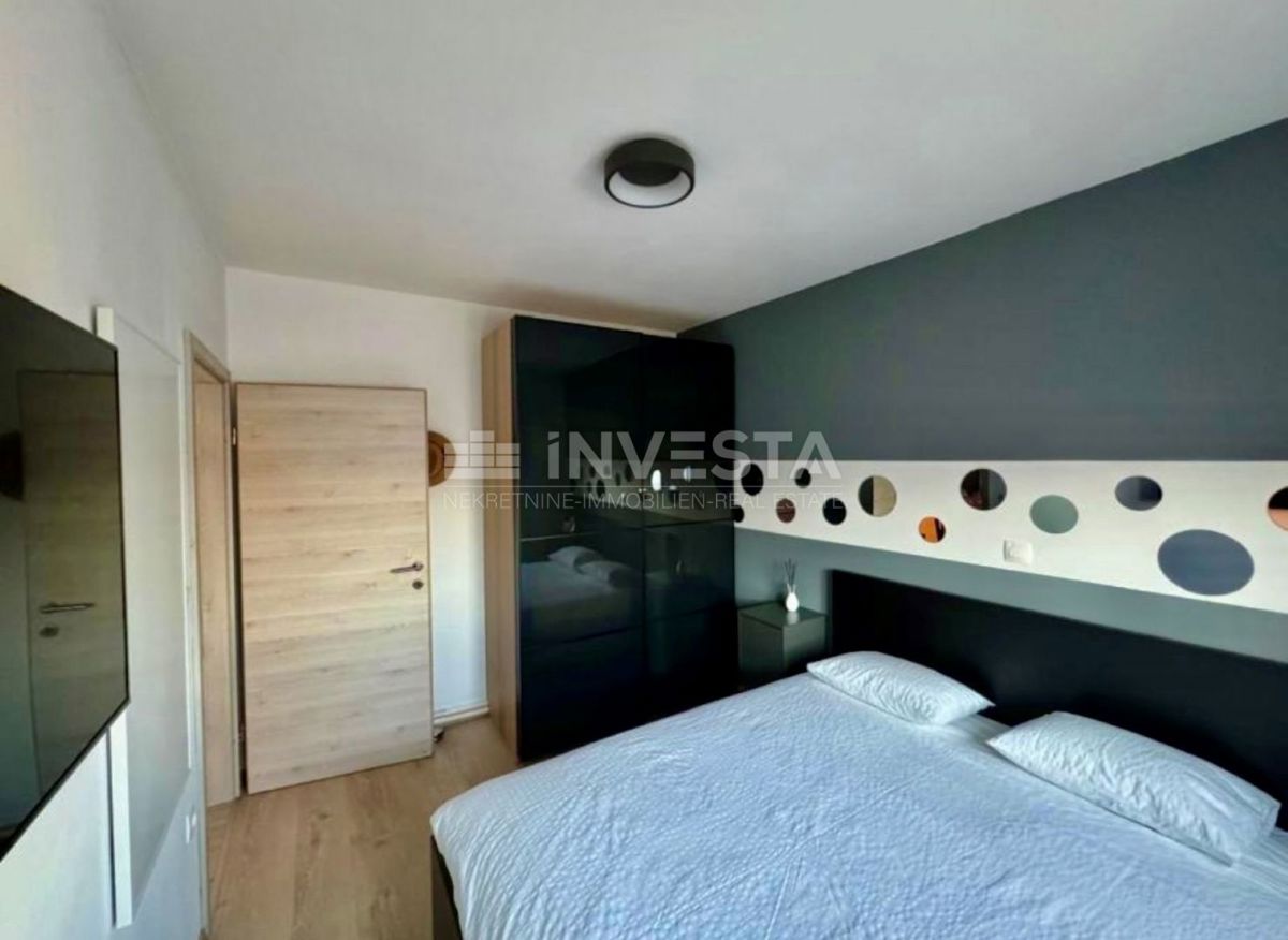 Medulin, Luksuzno Stanovanje 62m2 v 2. Nadstropju Nove Gradnje, Parkiranje