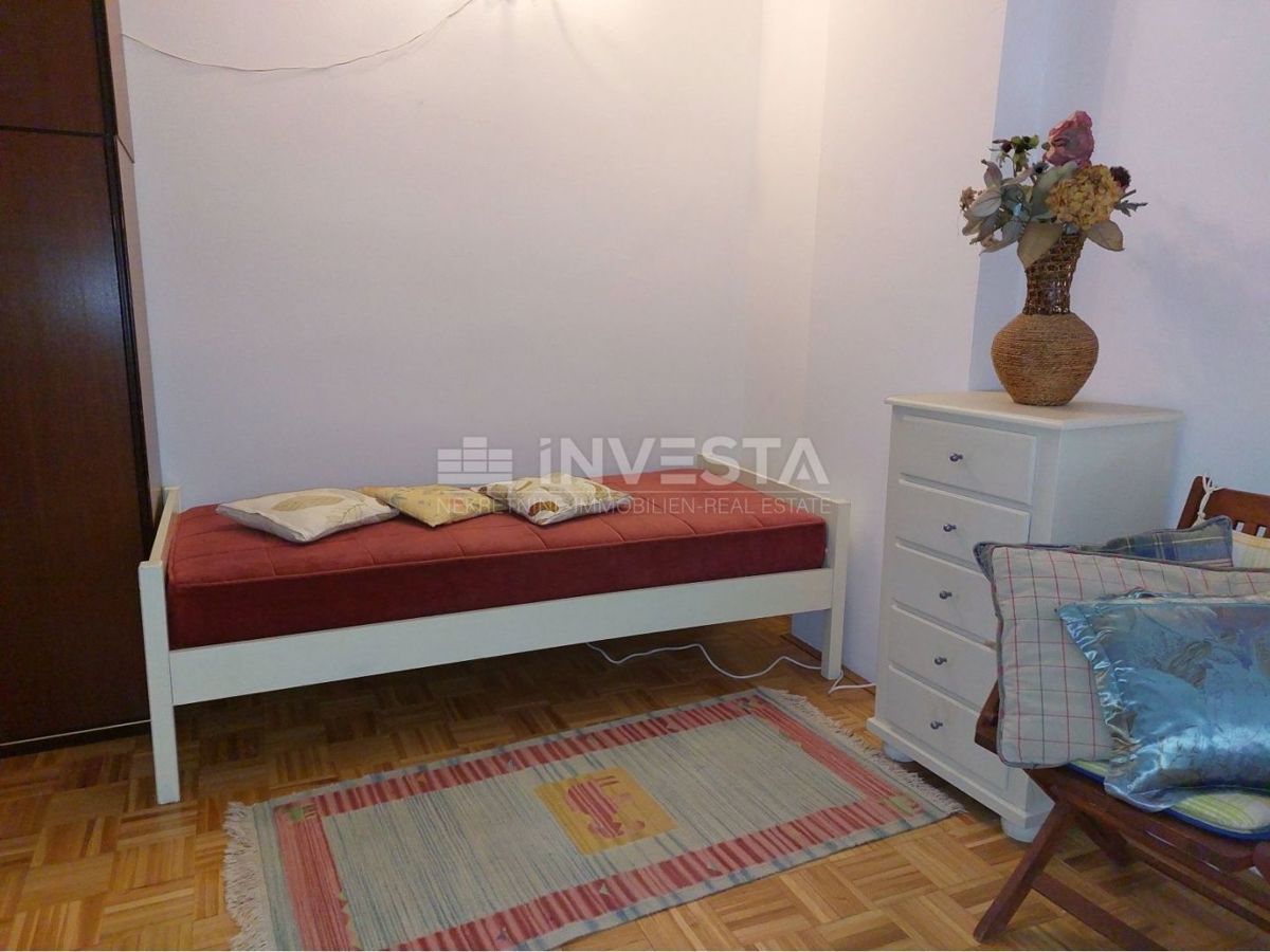 Červar-Porat, dvoetažni apartma 47 m2, 2 ss, 150 m od morja