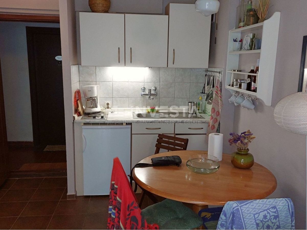 Červar-Porat, dvoetažni apartma 47 m2, 2 ss, 150 m od morja