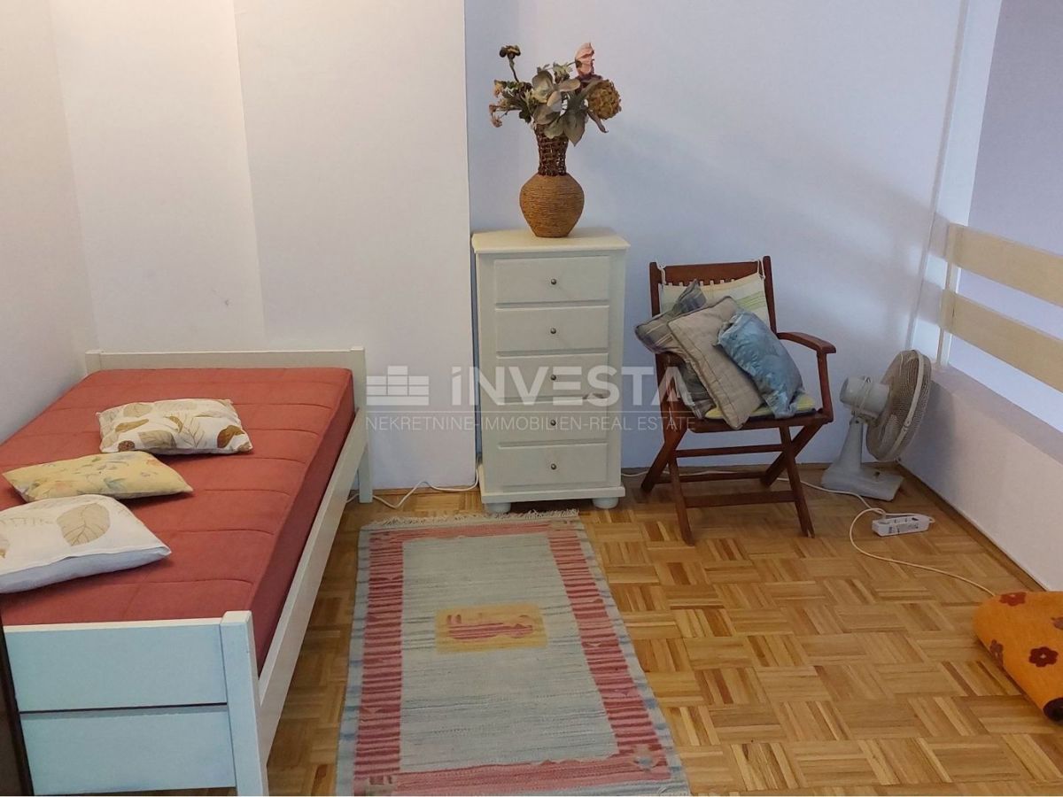 Červar-Porat, dvoetažni apartma 47 m2, 2 ss, 150 m od morja