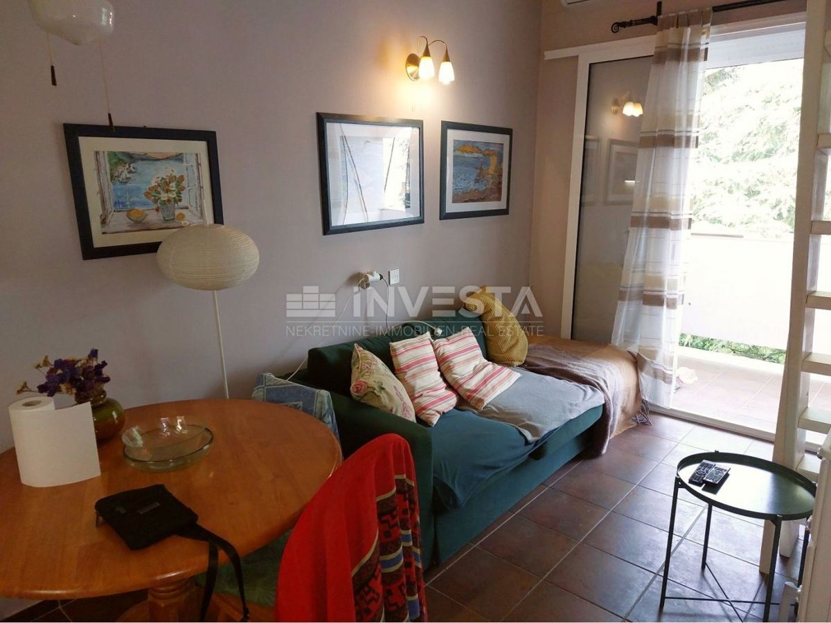 Červar-Porat, dvoetažni apartma 47 m2, 2 ss, 150 m od morja
