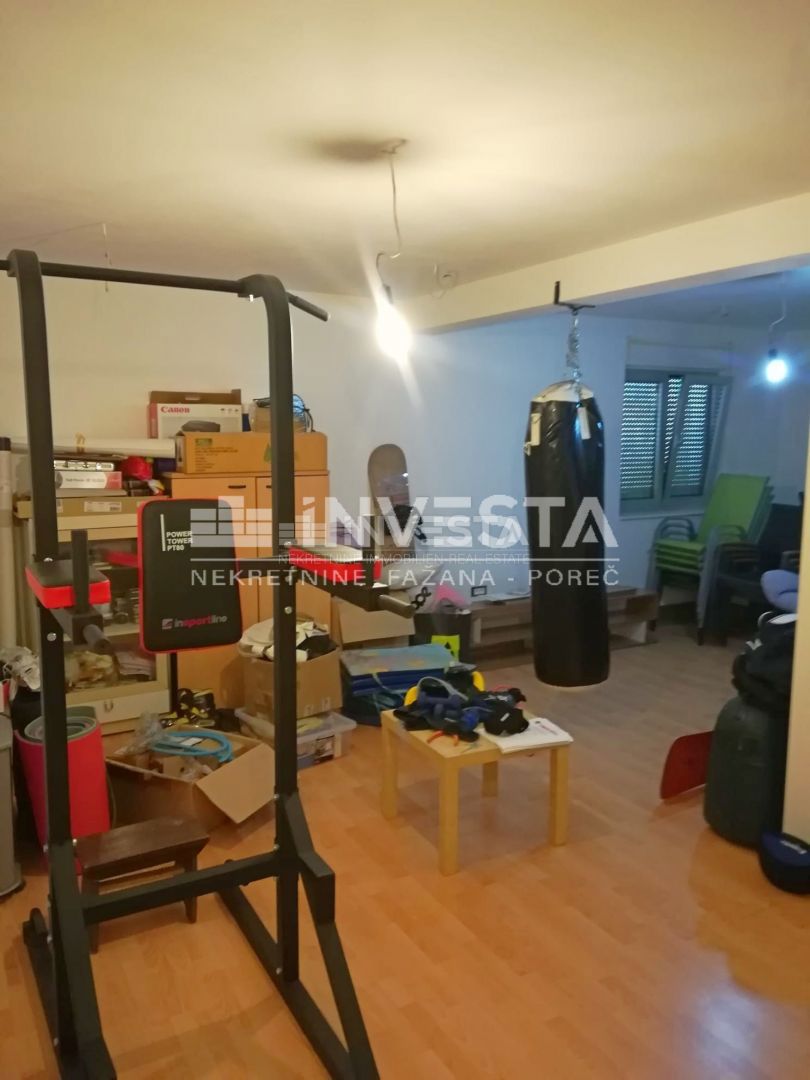 Pula, Štinjan, hiša s 3 stanovanjskimi enotami in pogledom na Brione