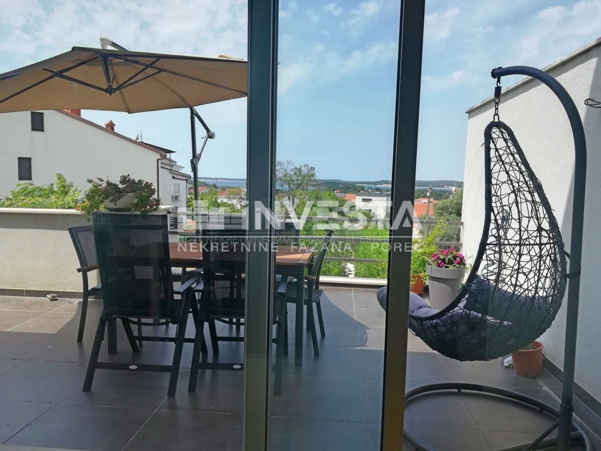 Pula, Štinjan, hiša s 3 stanovanjskimi enotami in pogledom na Brione