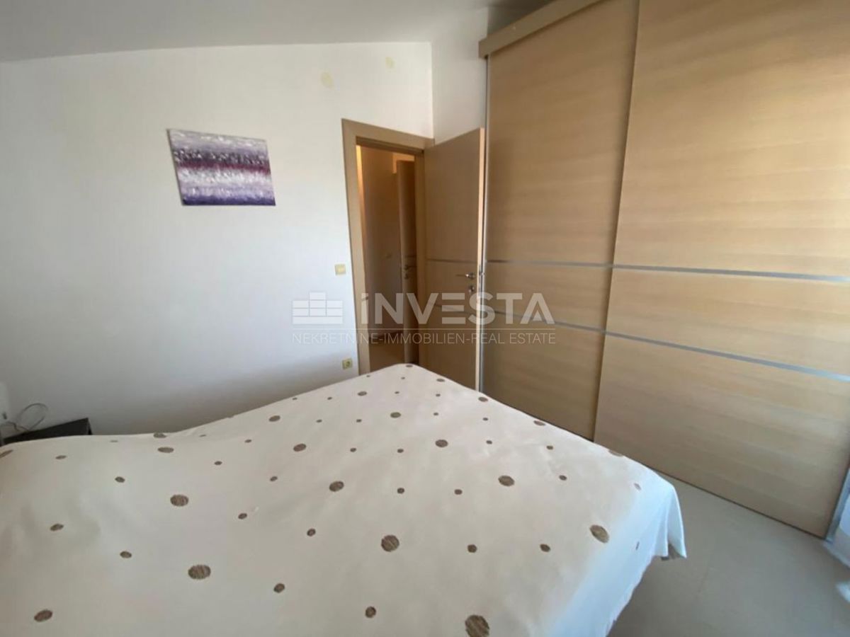 Pula, Pješčana uvala, penthouse 152 m2, 200 m od morja