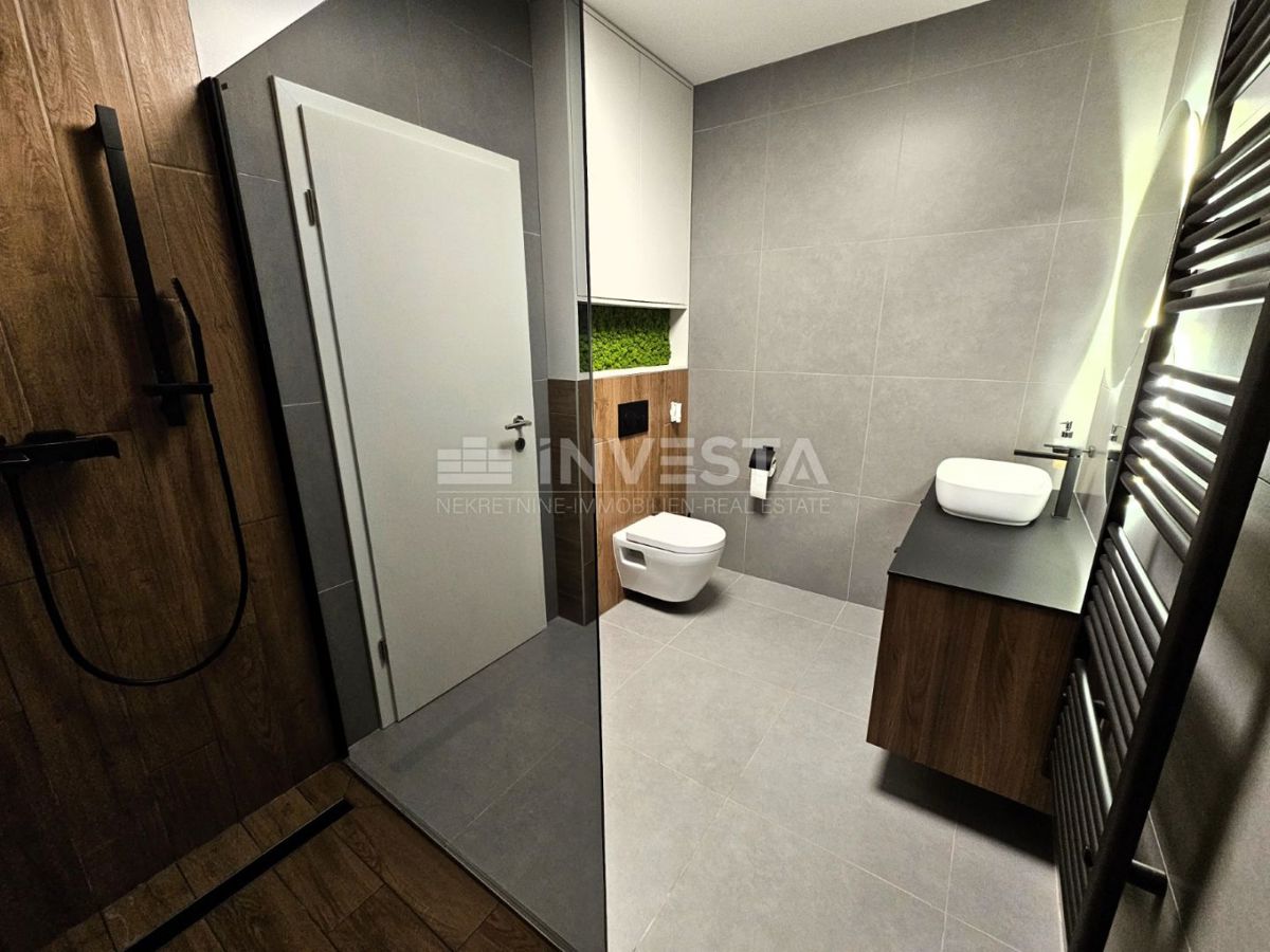 Luksuzno opremljen apartma v Umagu