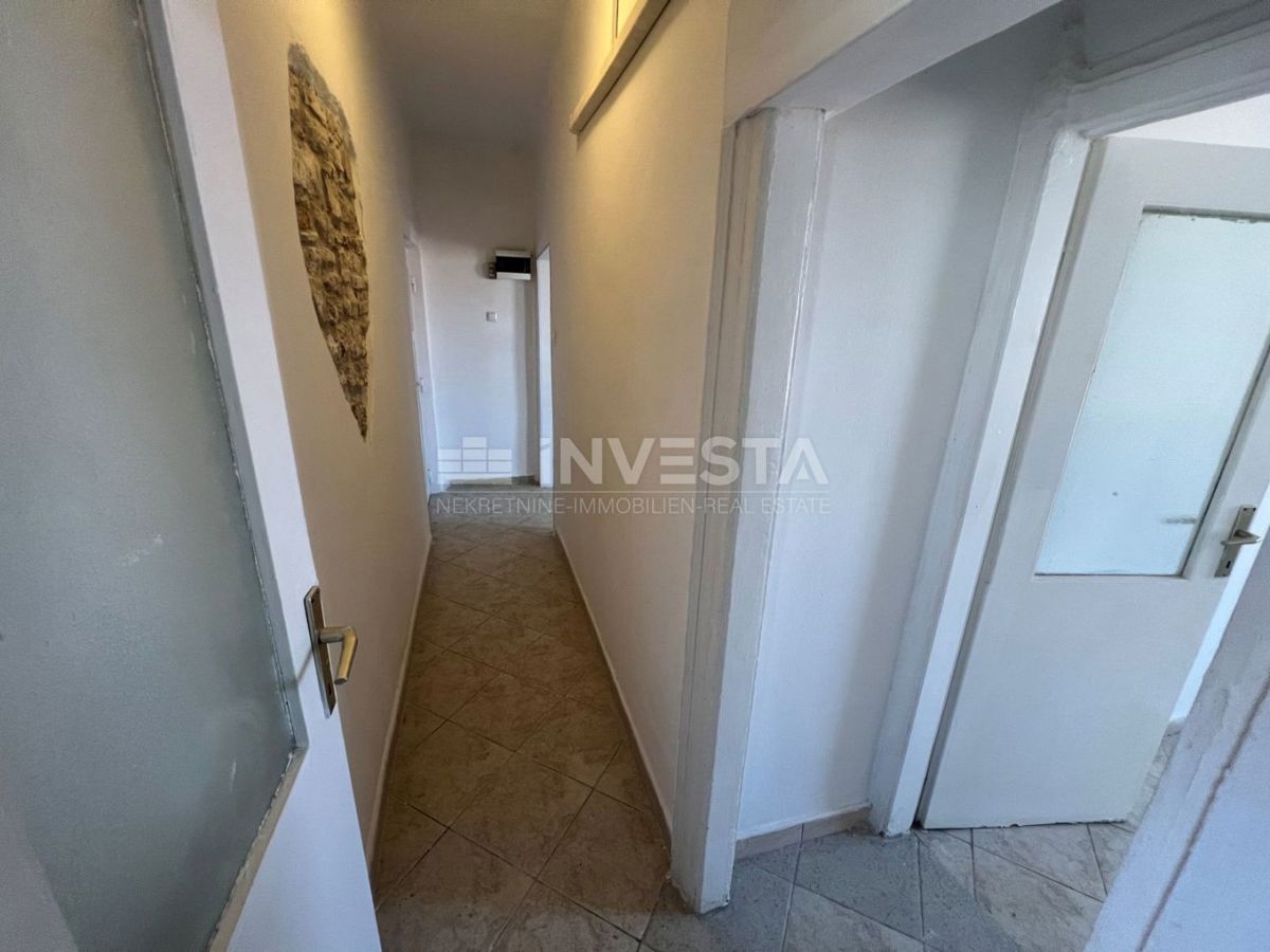 Pulj, Center Stanovanje s površino 69,55 m², 3. nadstropje