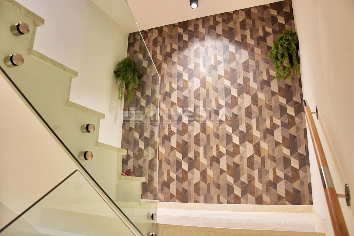 Penthouse stanovanja v središču Poreča