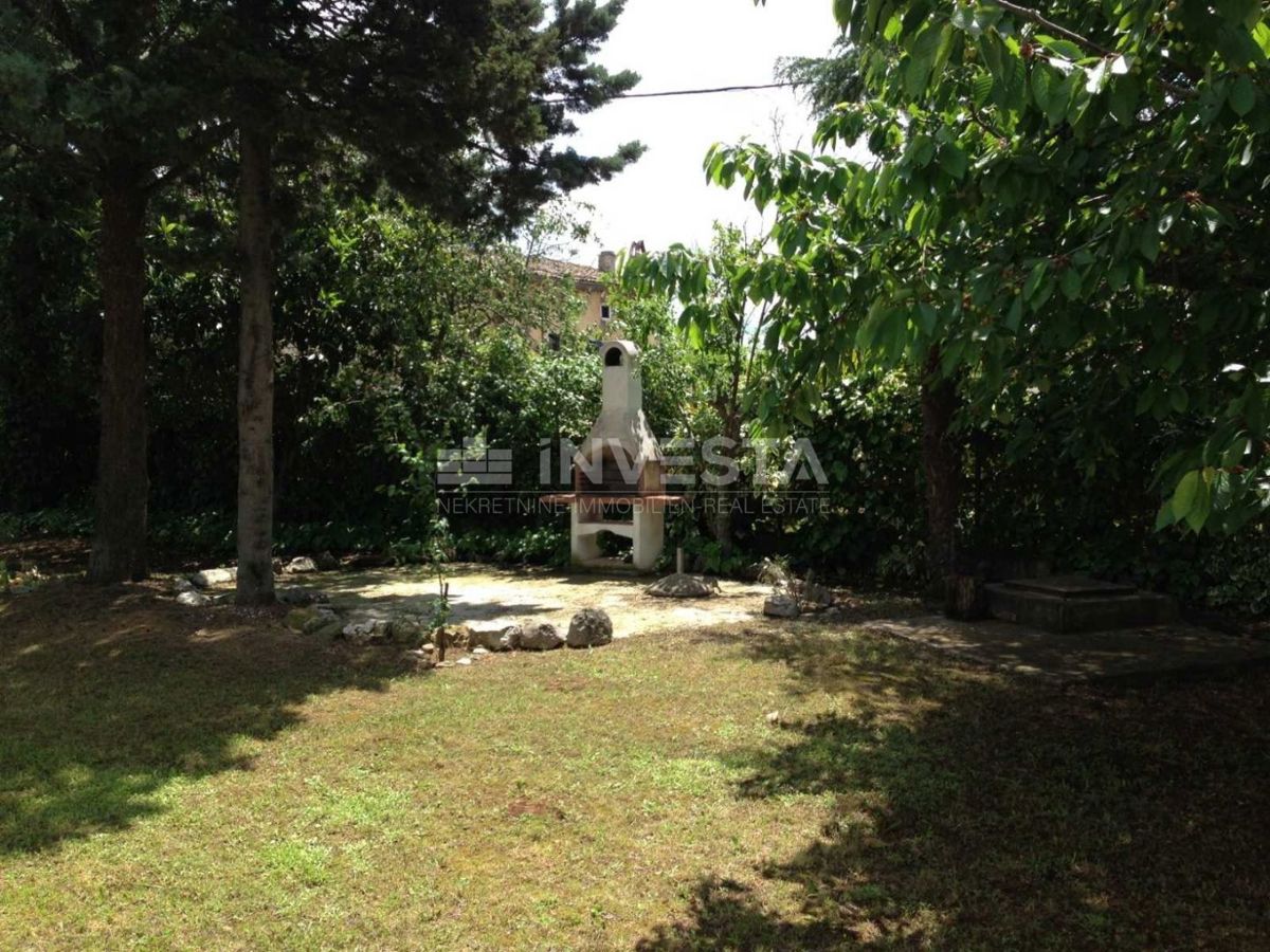 Poreč, Samostojna hiša na mirni lokaciji