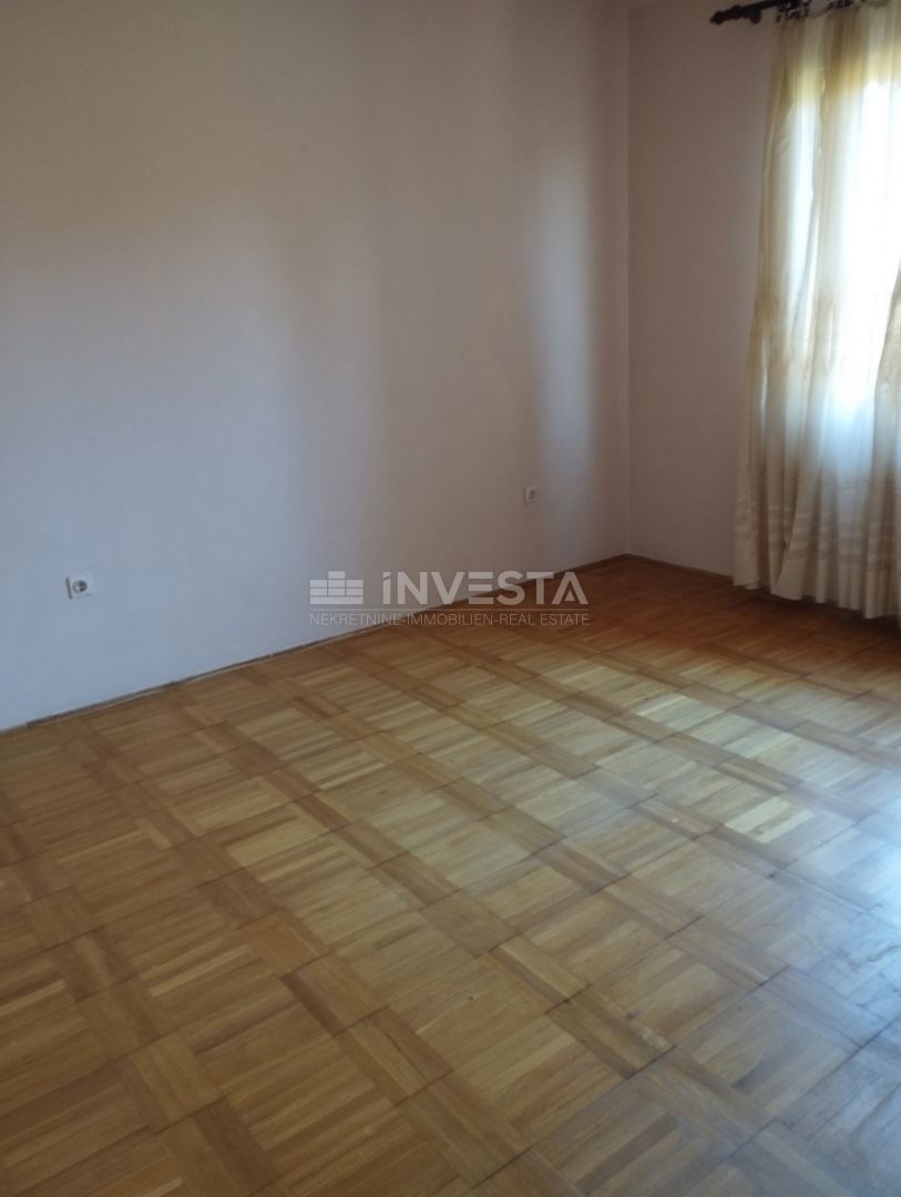 Poreč, Samostojna hiša na mirni lokaciji