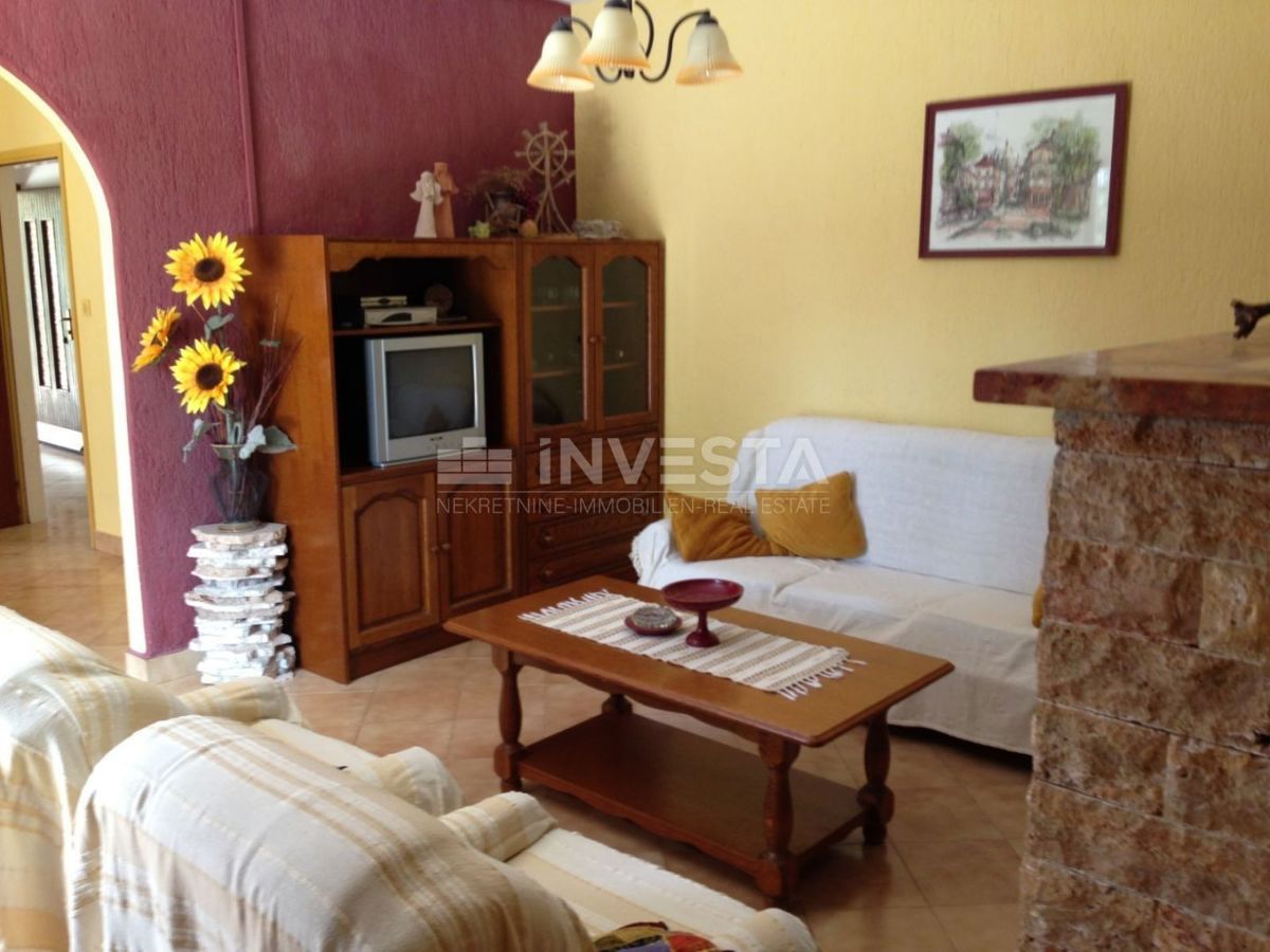 Poreč, Samostojna hiša na mirni lokaciji