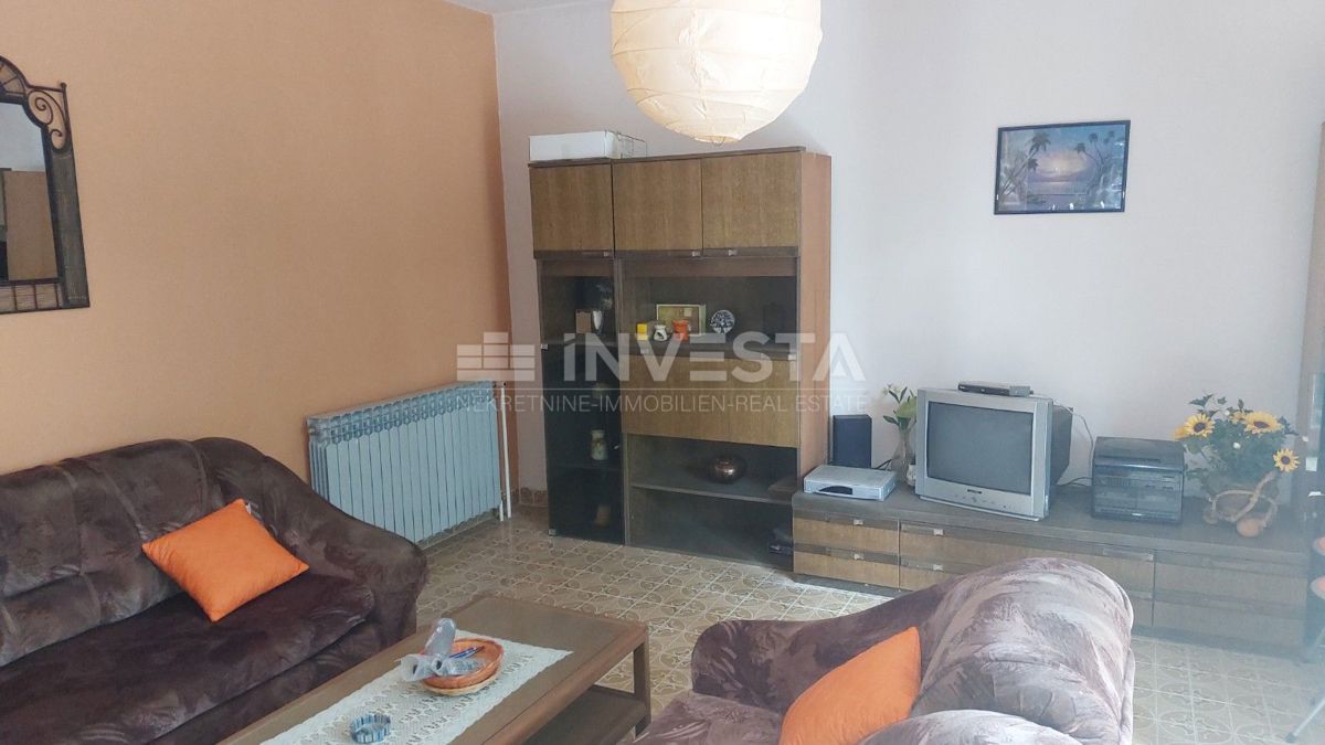 Poreč, Samostojna hiša na mirni lokaciji