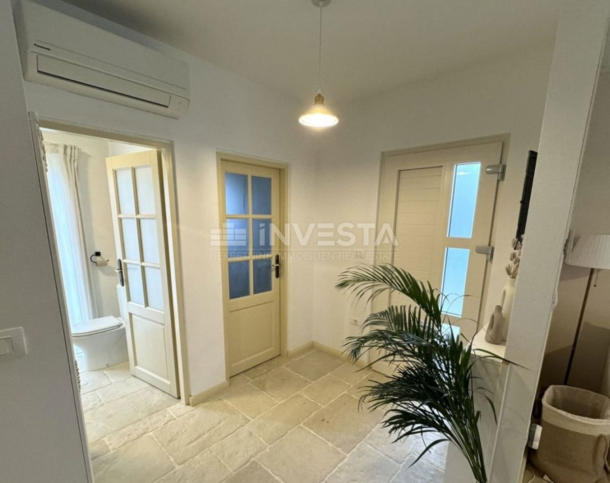 Barban, na novo opremljena hiša z bazenom