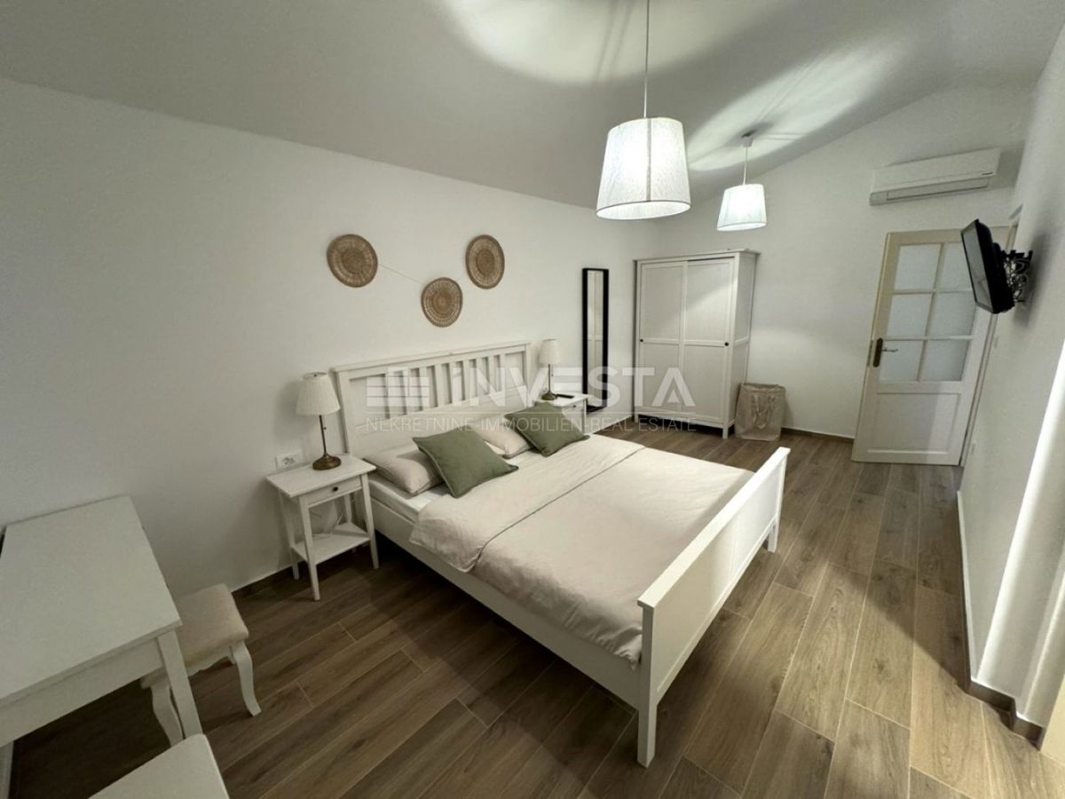 Barban, na novo opremljena hiša z bazenom