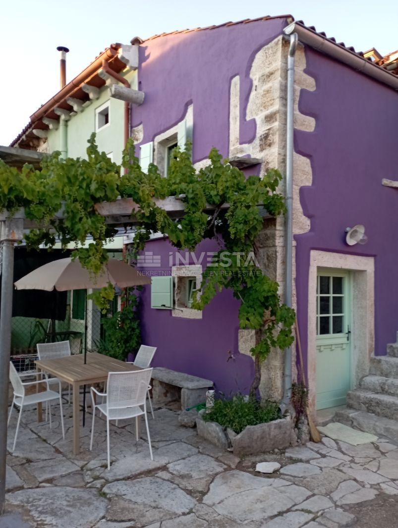 Hiša Svetvinčenat, 90m2