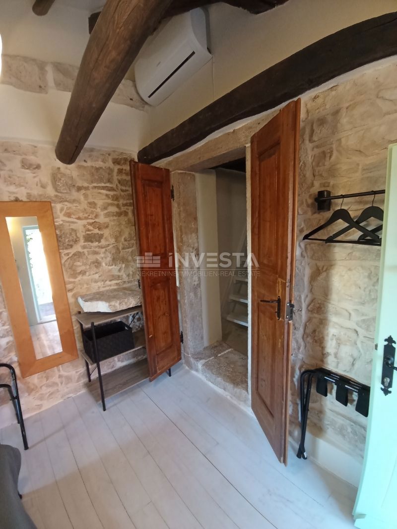 Hiša Svetvinčenat, 90m2