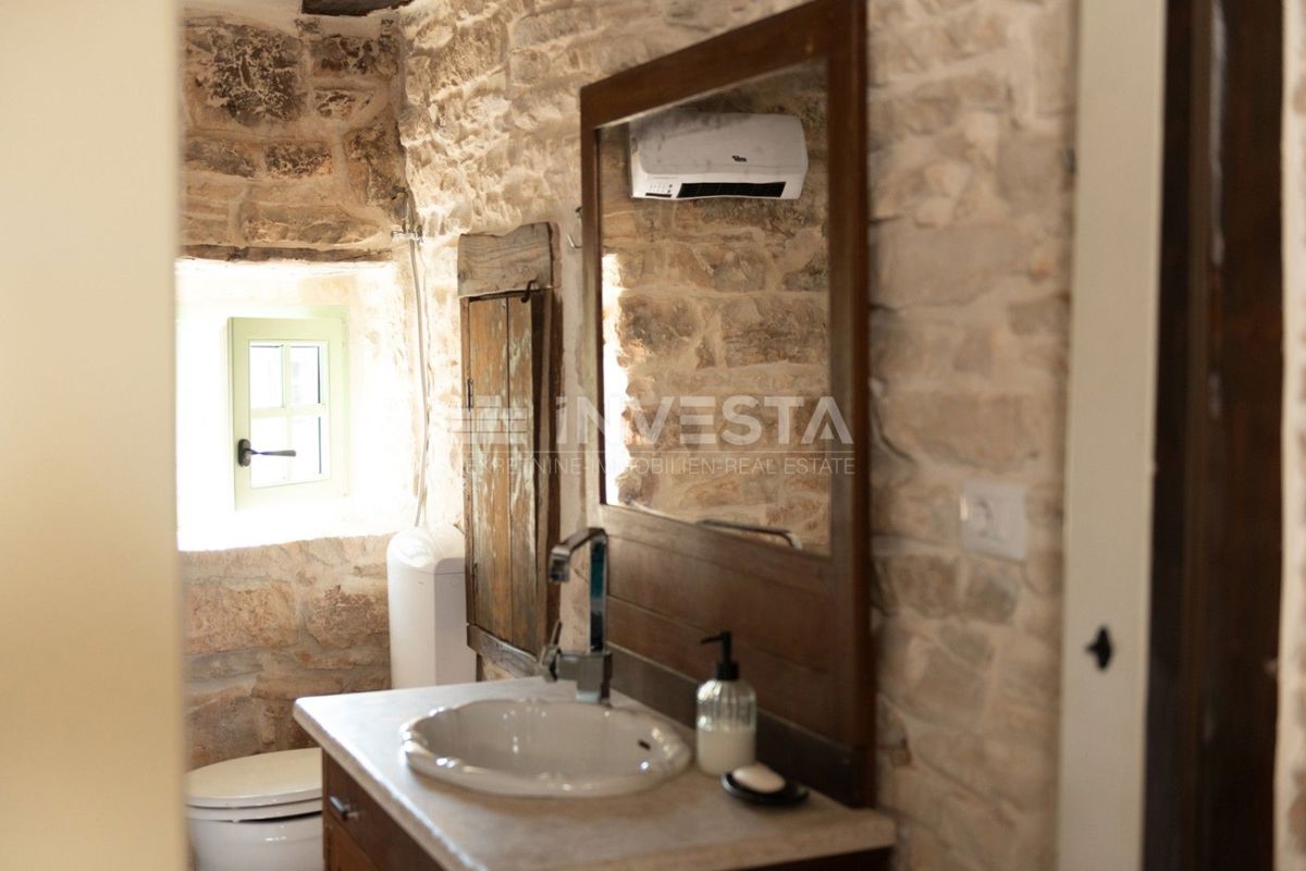 Hiša Svetvinčenat, 90m2