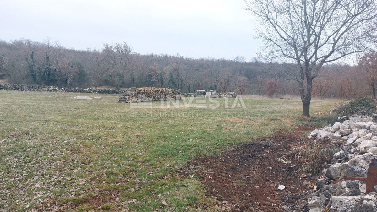 Gradbeno zemljišče Muntrilj