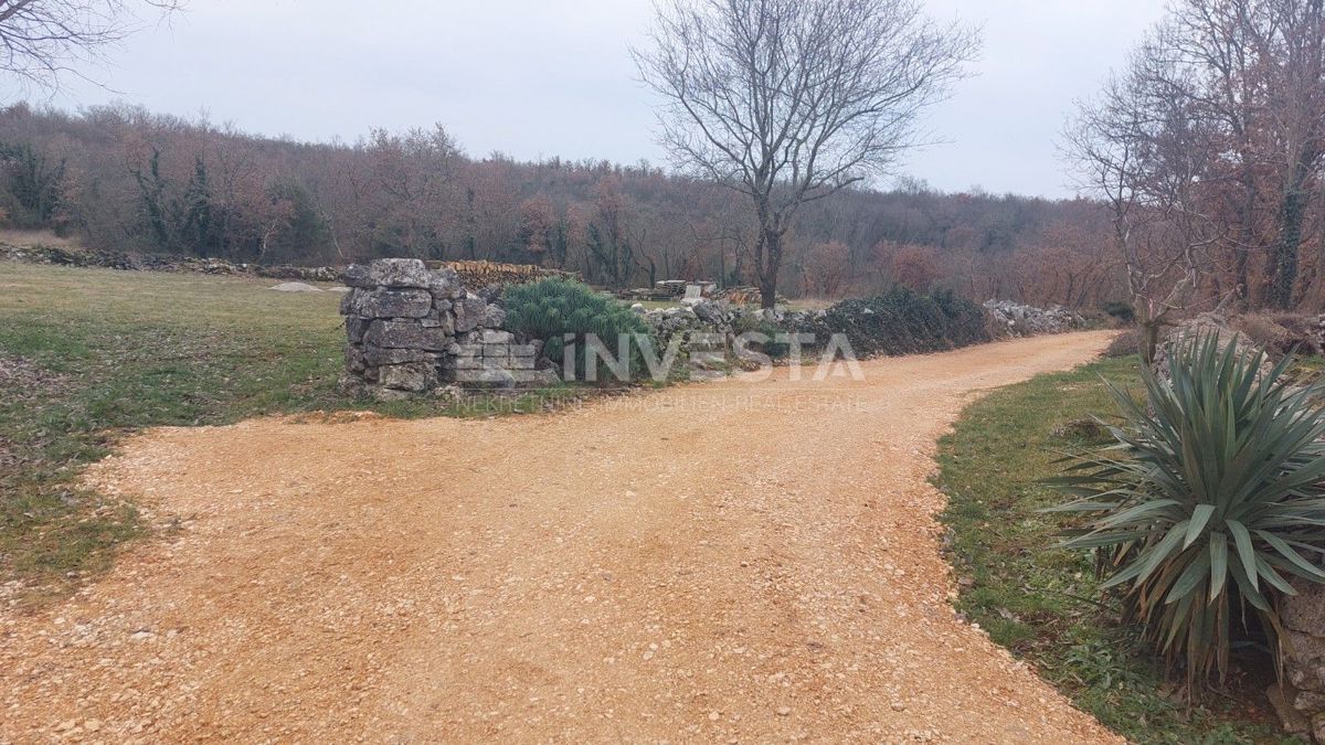 Gradbeno zemljišče Muntrilj