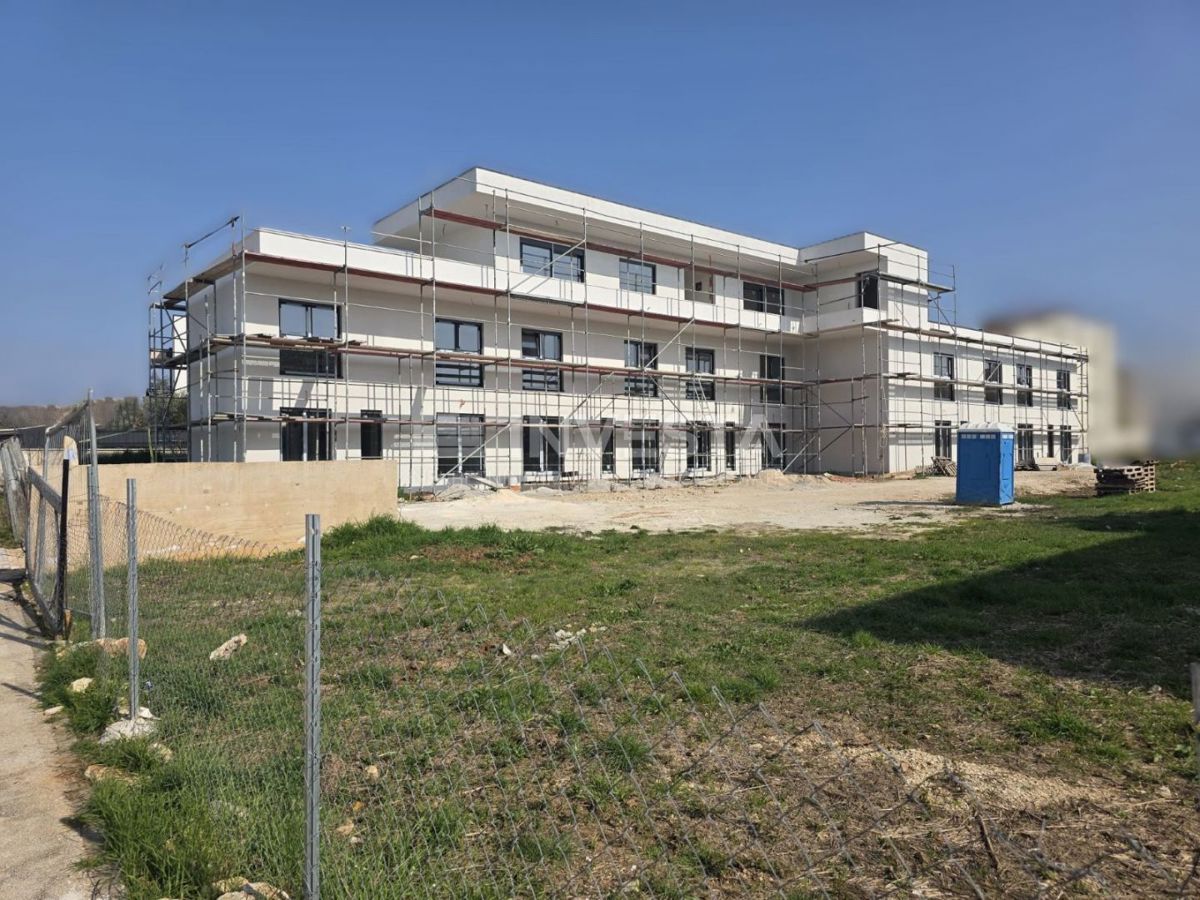 Premantura, penthouse z razgledom na morje, blizu morja in centra