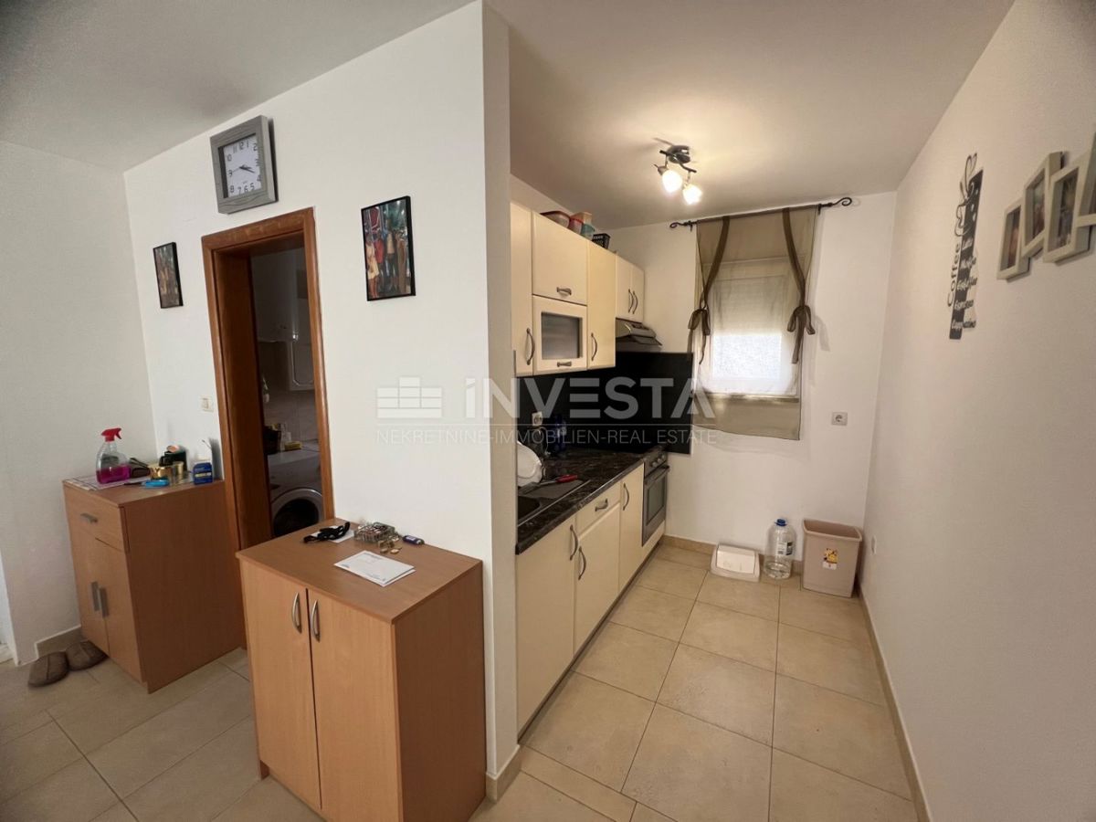 Pula, Gregovica stan 95m², pritličje, pokrita terasa